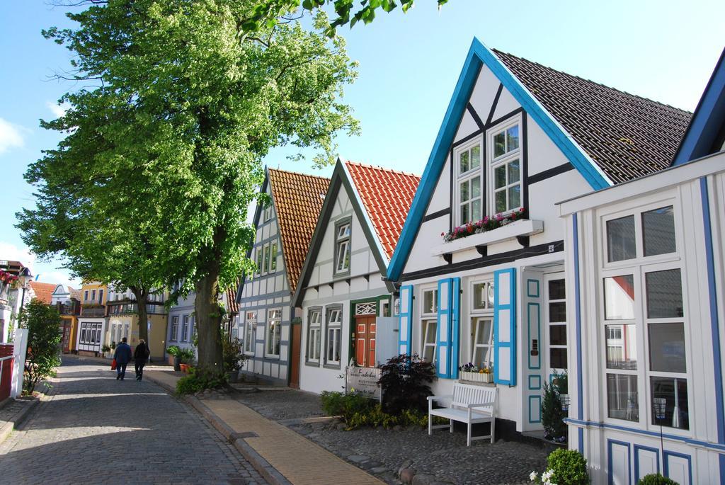 Ferienwohnung in der Altstadt Warnemünde Rostock Exterior foto